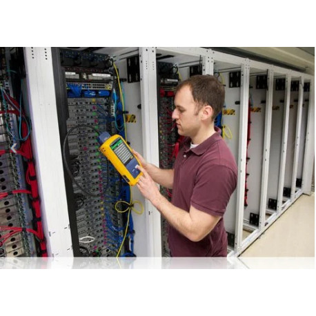 DSX-8000 CableAnalyzer DSX-8000 CableAnalyzer